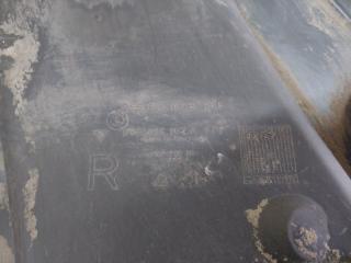 Защита днища кузова передняя правая Macan 2015 95B CTMA