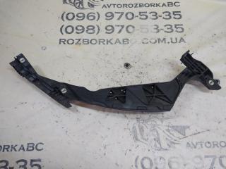 Крепление бампера переднее правое Macan 2015 95B CTMA