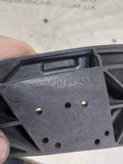 Крепление бампера переднее правое Porsche Macan 95B CTMA