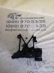 Кронштейн панели радиаторов передний левый Mercedes-Benz GLC 300 2019 Б/У Кронштейн панели радиаторов передний левый Mercedes-Benz GLC 300 2019