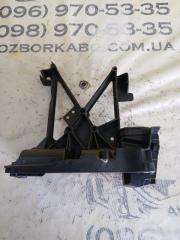 Кронштейн панели радиаторов передний левый GLC 300 2019 X253 27492031635081