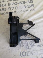 Кронштейн панели радиаторов передний левый GLC 300 2019 X253 27492031635081