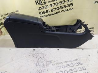 Центральна консоль с подлокотником GLB 2020 X247 D260920(D19)