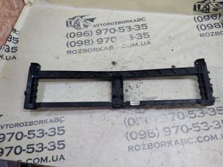 Дефлектор радиатора GLB 2020 X247 D260920(D19)