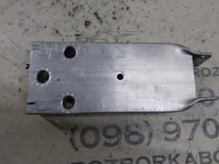 Кронштейн усилителя бампера GLB 2020 X247 D260920(D19)