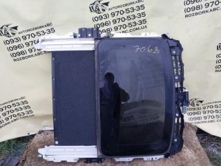 Люк Lexus UX 2019