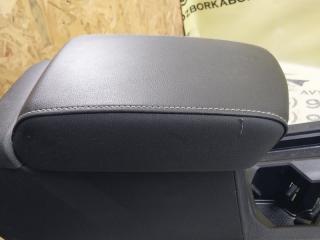 Центральна консоль с подлокотником Tiguan 2022 Tiguan 2 2.0 DTEA