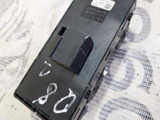 Кнопка стеклоподъемника передняя левая Q8 2019 3.0 DCBD