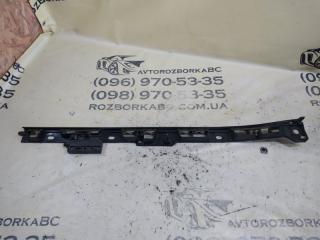 Кронштейн порога задний левый Porsche Macan 2015 Б/У Кронштейн порога задний левый Porsche Macan 2015