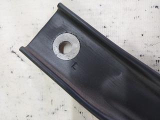 Распорка передних стаканов левая Porsche Macan 95B CTMA