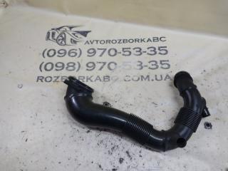 Патрубок воздушного фильтра правый Porsche Macan 2015 Б/У Патрубок воздушного фильтра правый Porsche Macan 2015