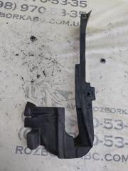 Уплотнитель жабо правый Macan 2015 95B CTMA