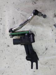 Датчик высоты дорожного просвета передний правый Macan 2015 95B CTMA