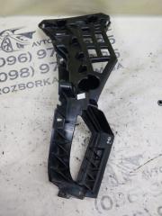 Кронштейн бампера задний левый Macan 2015 95B CTMA