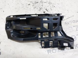 Кронштейн бампера задний левый Macan 2015 95B CTMA