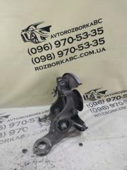 Цапфа задняя левая Porsche Macan 2015