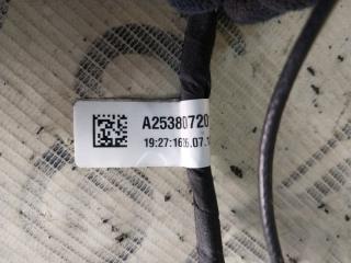 Зеркало заднего вида боковое правое GLC 300 2019 X253 27492031635081