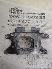 Траверса Porsche Macan 2015