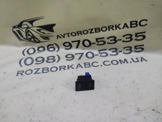 Кнопка аварийной сигнализации Volkswagen Tiguan 2022 Б/У Кнопка аварийной сигнализации Volkswagen Tiguan 2022