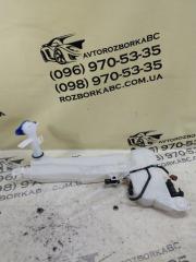 Фото запчасти бачок омывателя Ford Explorer 2020 Б/У запчасть Запчасть бачок омывателя Ford Explorer 2020