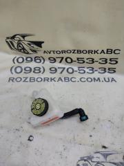 Фото запчасти бачок тормозной жидкости Ford Explorer 2020 Б/У запчасть Запчасть бачок тормозной жидкости Ford Explorer 2020