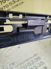 Кронштейн порога правый X1 2020 F48 B46A20O1