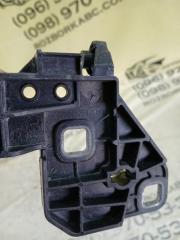 Крепление фары переднее правое GLC 300 2019 X253 27492031846862