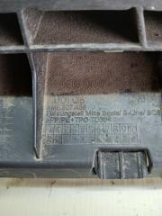 Кронштейн бампера задний Audi Q8 3.0 DCBD