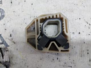 Подушка радиатора volkswagen passat B7 2.0