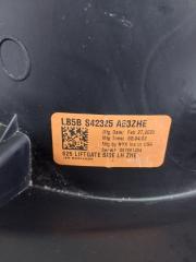 Накладка крышки багажника левая Explorer 2020 3.0