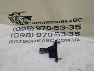 Петля двери нижняя передняя правая Mercedes-Benz GLC 300 2019