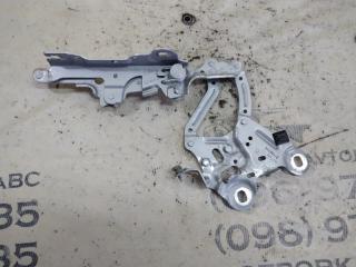 Петля капота правая BMW X1 F48 B46A20O1