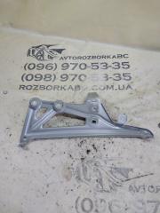 Кронштейн крыла правый BMW X1 2020