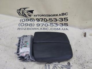 Подлокотник Audi Q7 2016