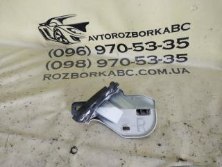 Кронштейн крыла правый Land Rover Evoque 2016 Б/У Кронштейн крыла правый Land Rover Evoque 2016