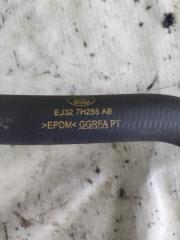 Трубка системы охлаждения Land Rover Evoque L538 2.0L 16V TIVCT T/C Gen2