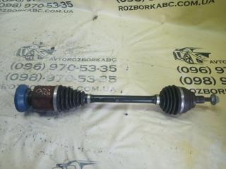 Полуось передний правый Audi Q3 2021