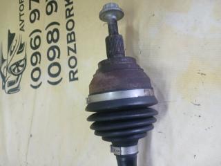 Полуось передний правый Q3 2021 83A 2.0 CZRA