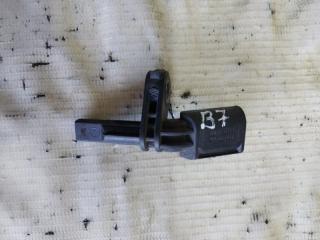 Датчик ABS передний правый passat 2014 B7 2.0