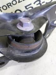 Цапфа задняя правая UX 2019 200 2.0