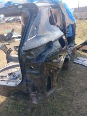 Четверть (крило) правый Volkswagen Tiguan Tiguan 3 2.0 DYLB