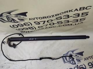 Амортизатор кришки багажника правый GLB 2020 X247 D260920(D19)